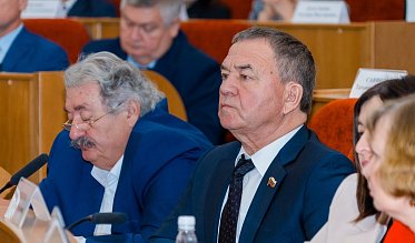 Депутаты приняли в первом чтении бюджет Оренбуржья